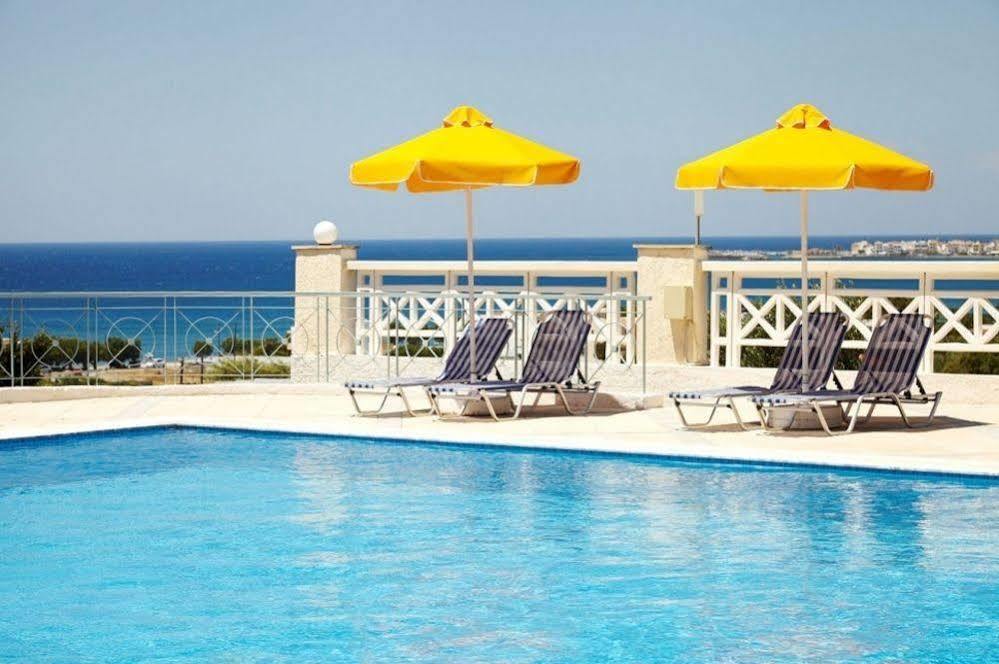 Arion Palace Hotel - Adults Only Ierapetra  Bagian luar foto