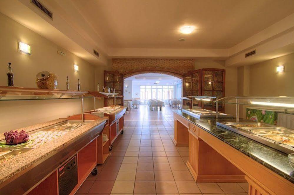 Arion Palace Hotel - Adults Only Ierapetra  Bagian luar foto