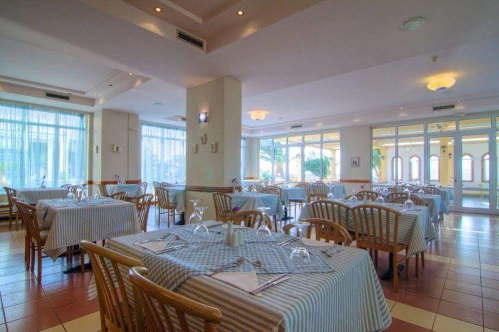 Arion Palace Hotel - Adults Only Ierapetra  Bagian luar foto